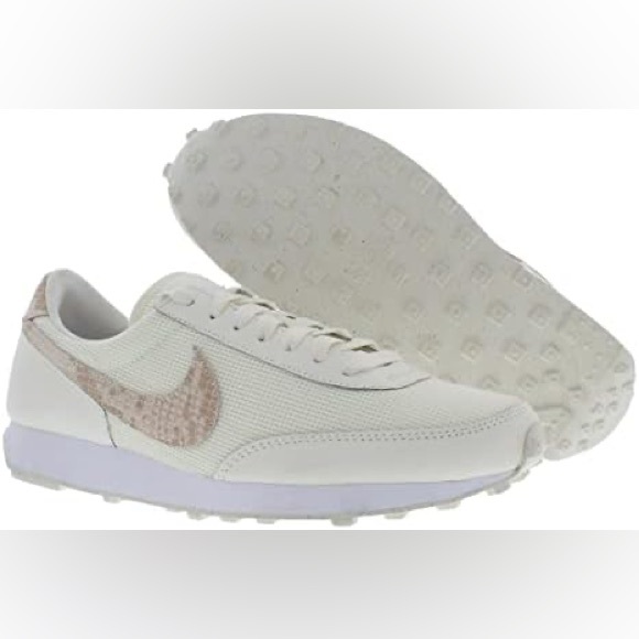 Nike Daybreak Women's Running Shoe Color: White/White Size 10.5 - Picture 1 of 16
